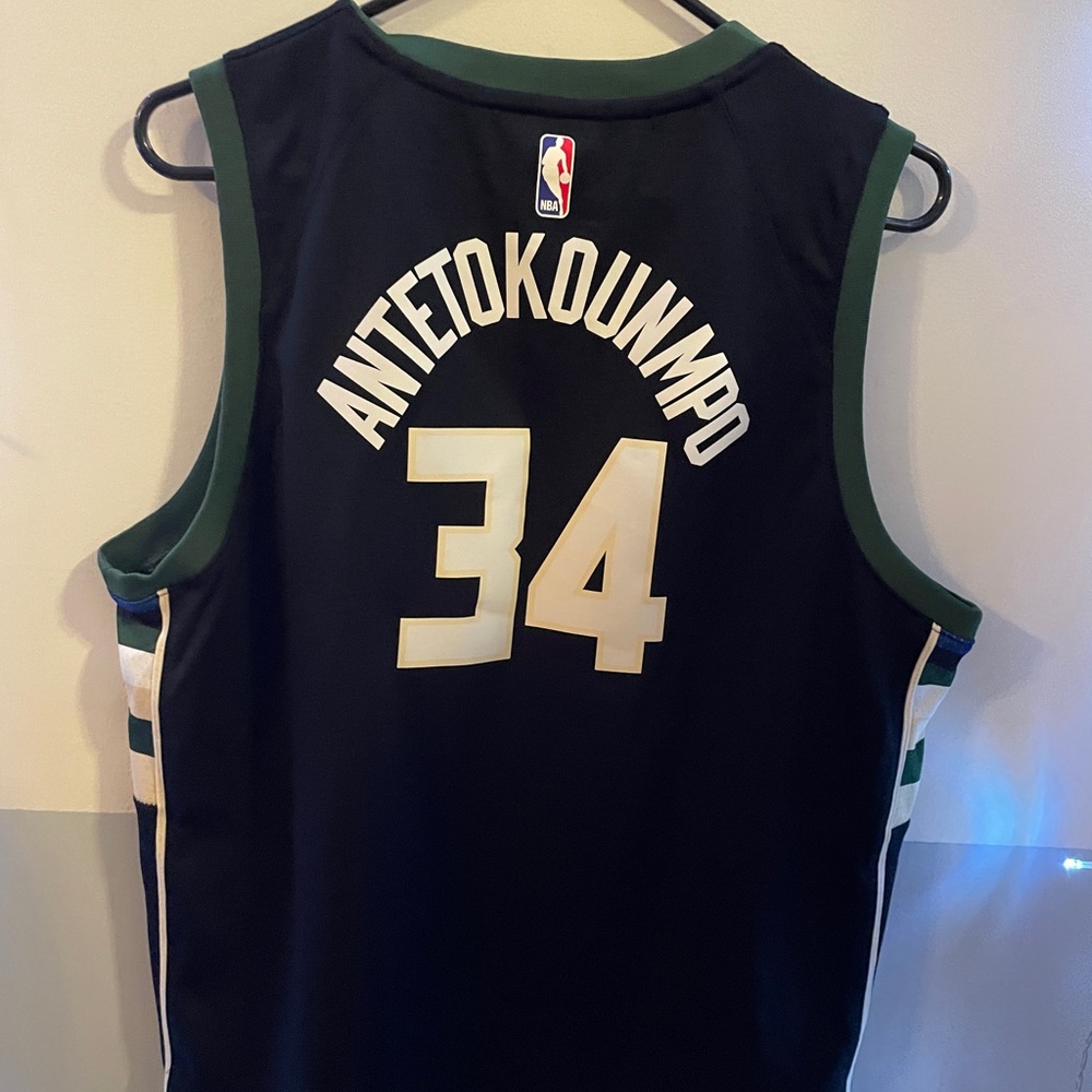 Giannis Antetokounmpo Bucks Jersey
